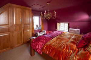 Bedroom- click for photo gallery
